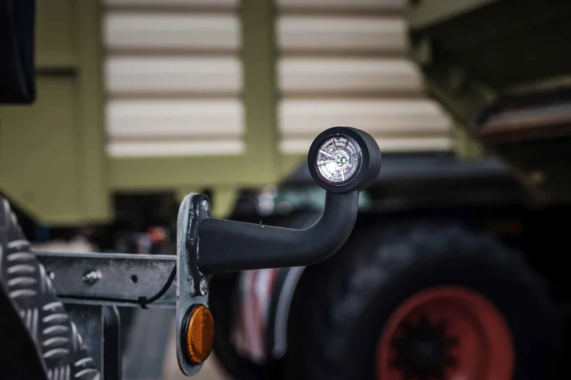 Links | LED breedtelamp met haakse steel | 12-24v | 20cm. kabel | M10BV-601RW-M10BV-601RW-4