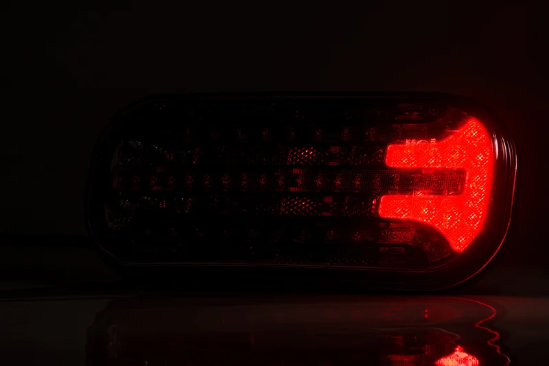 LED achterlicht met dynamisch knipperlicht | 12-24v | 5-PIN | VC-2300B5-VC-2300B5-8