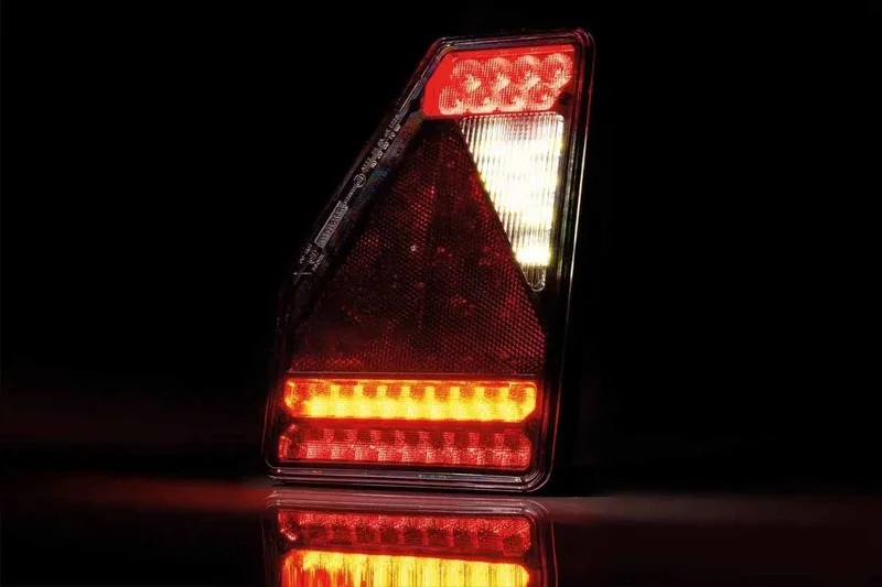 Links | LED achterlicht | canbusProof | driehoek model | 12v | 5-functie 5-PIN | VC-3301B5CAN-VC-3301B5CAN-6