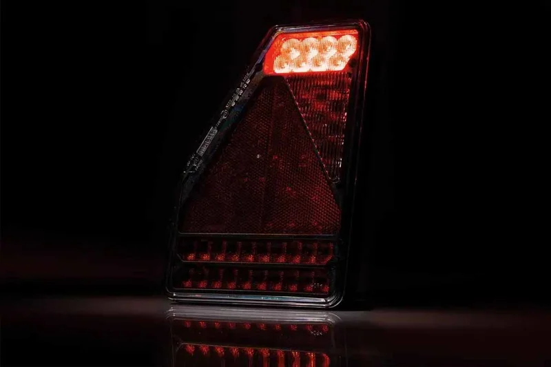 Links | LED achterlicht | canbusProof | driehoek model | 12v | 5-functie 5-PIN | VC-3301B5CAN-VC-3301B5CAN-7