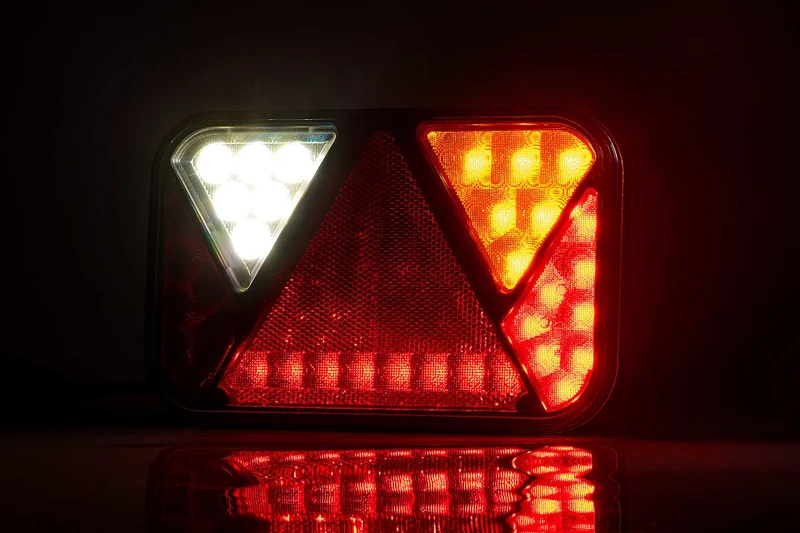 Rechts | LED achterlicht met geïntegreerde canbus-oplossing & achteruitrijlicht | 12v | 5-PIN | VC-2712B5CAN-VC-2712B5CAN-5