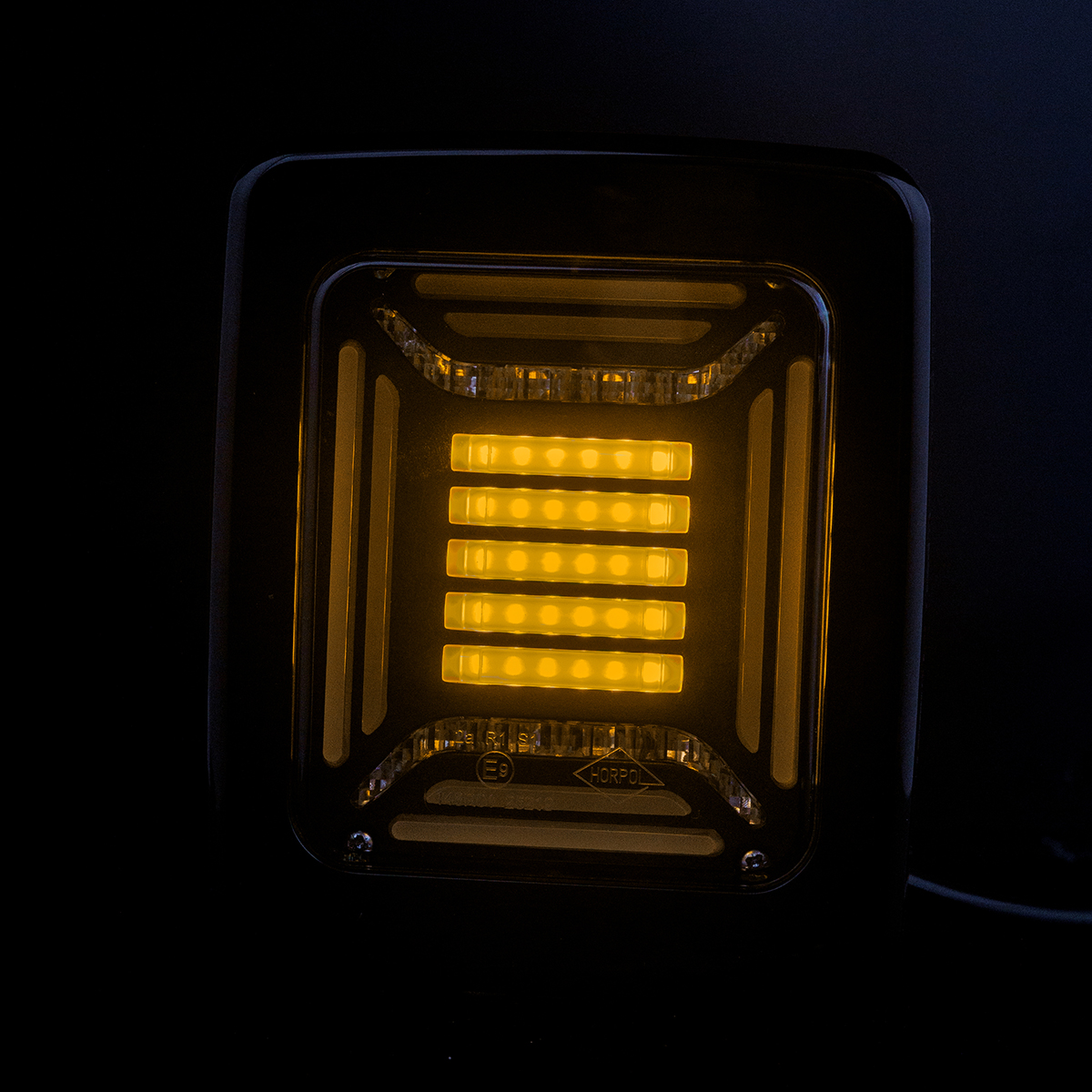 LED achterlicht | black | 12-24v | 100cm kabel | H+V montage-VC-5910-5