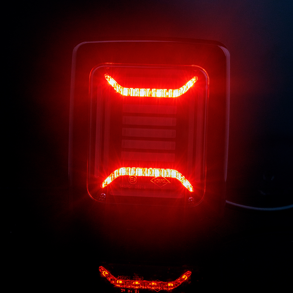 LED achterlicht | black | 12-24v | 100cm kabel | H+V montage-VC-5910-6